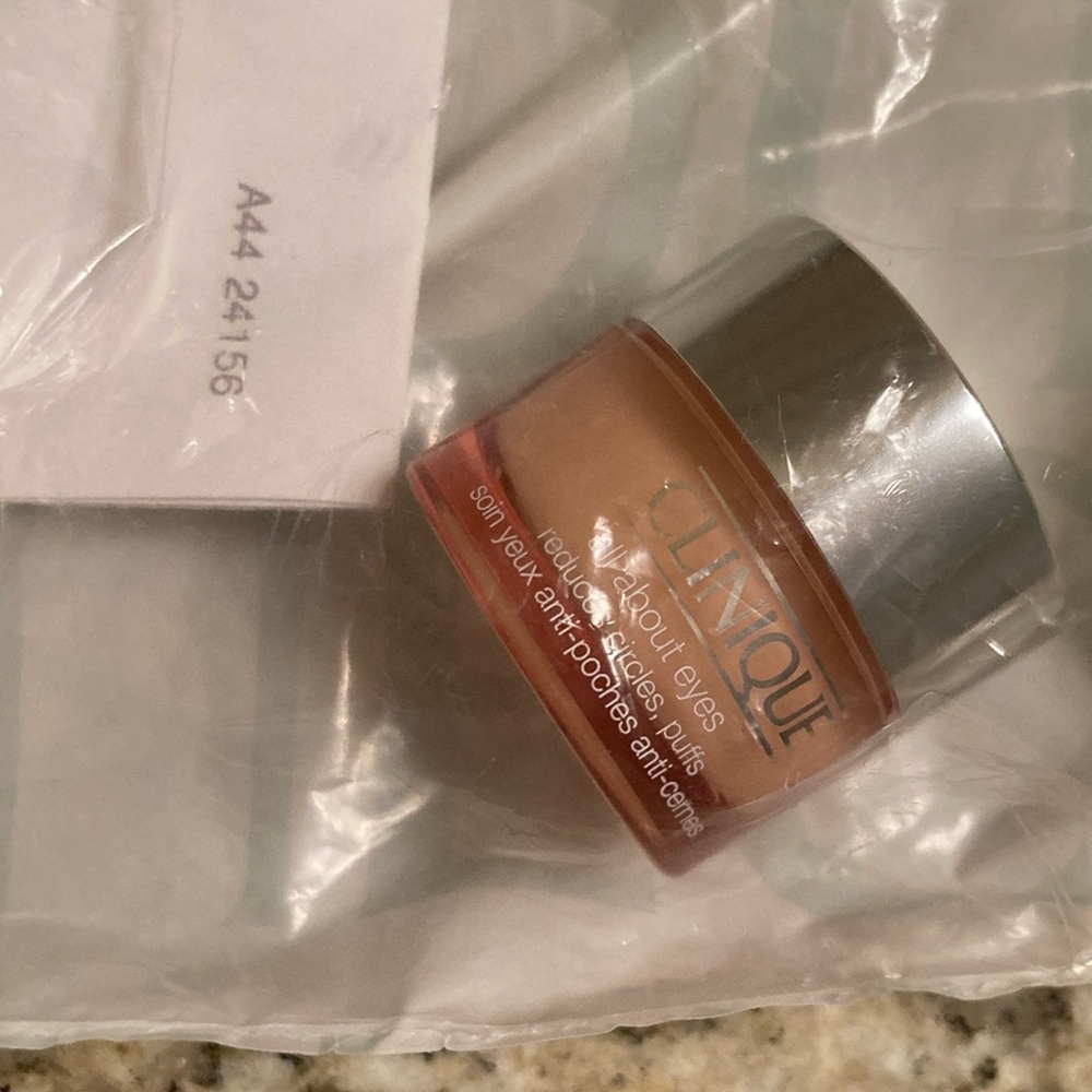 Clinique All About Eyes Cream - Cream